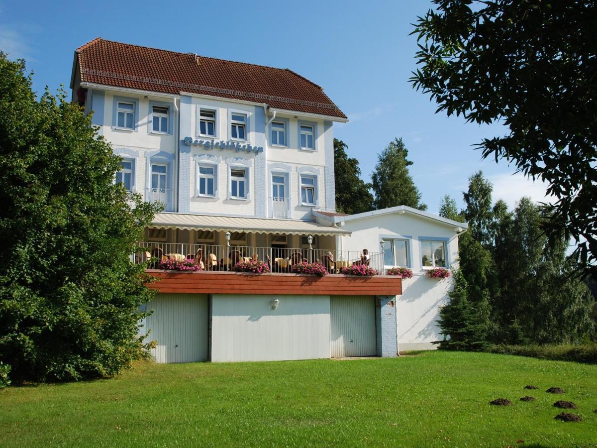 Waldhotel & Restaurant Bergschlosschen Hetzdorf Exteriör bild