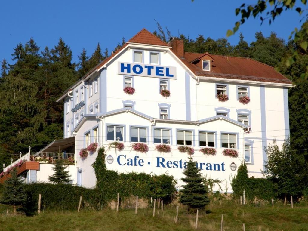 Waldhotel & Restaurant Bergschlosschen Hetzdorf Exteriör bild