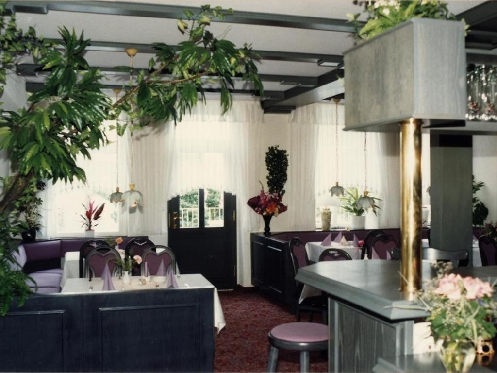 Waldhotel & Restaurant Bergschlosschen Hetzdorf Exteriör bild